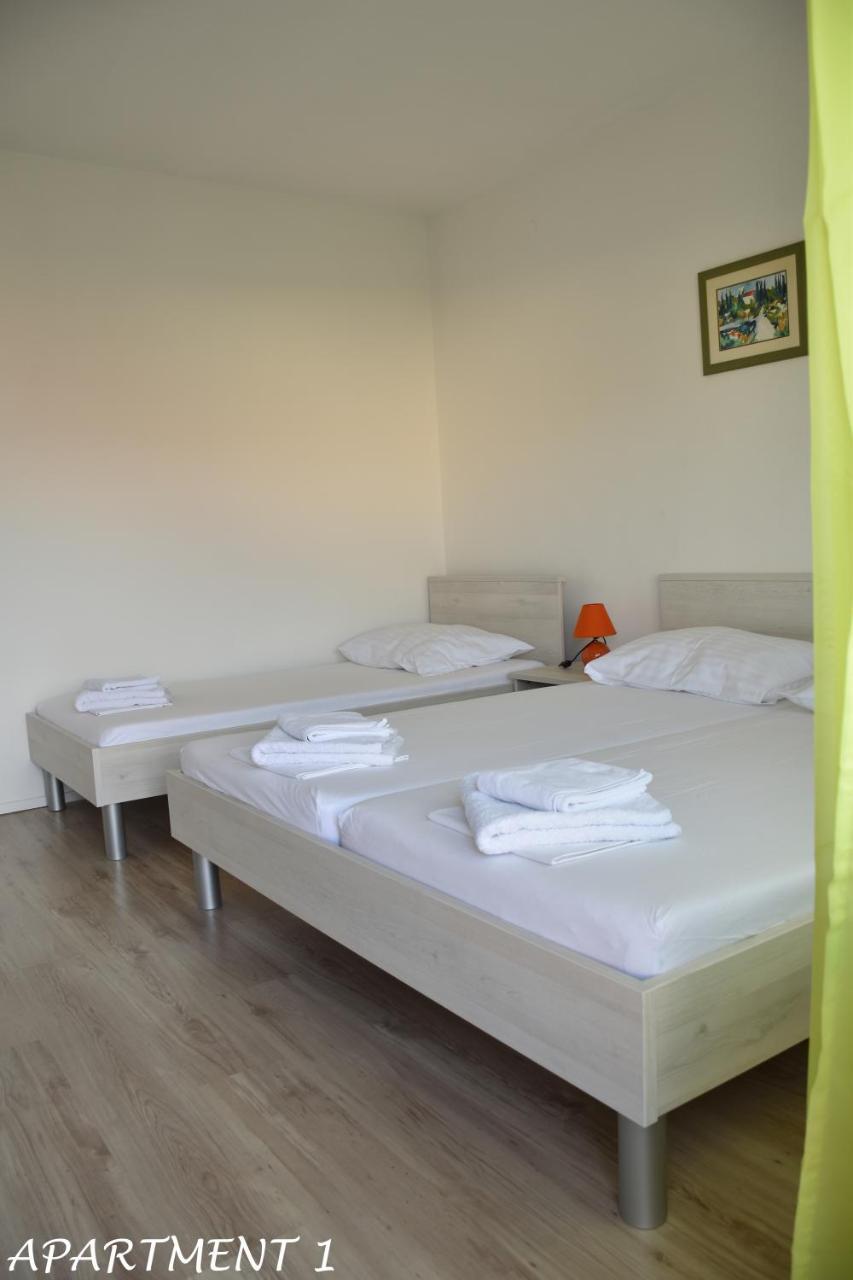 Apartments Luka Трогир Экстерьер фото