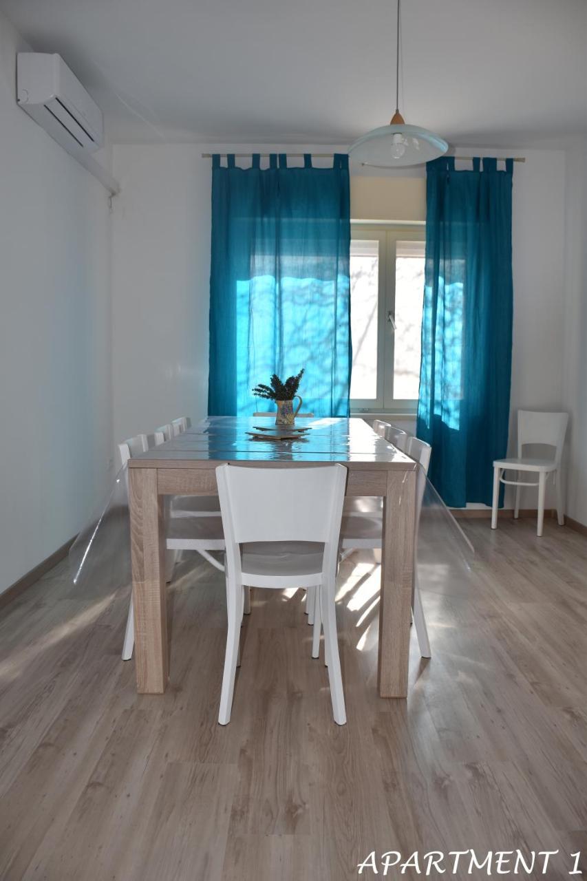 Apartments Luka Трогир Экстерьер фото