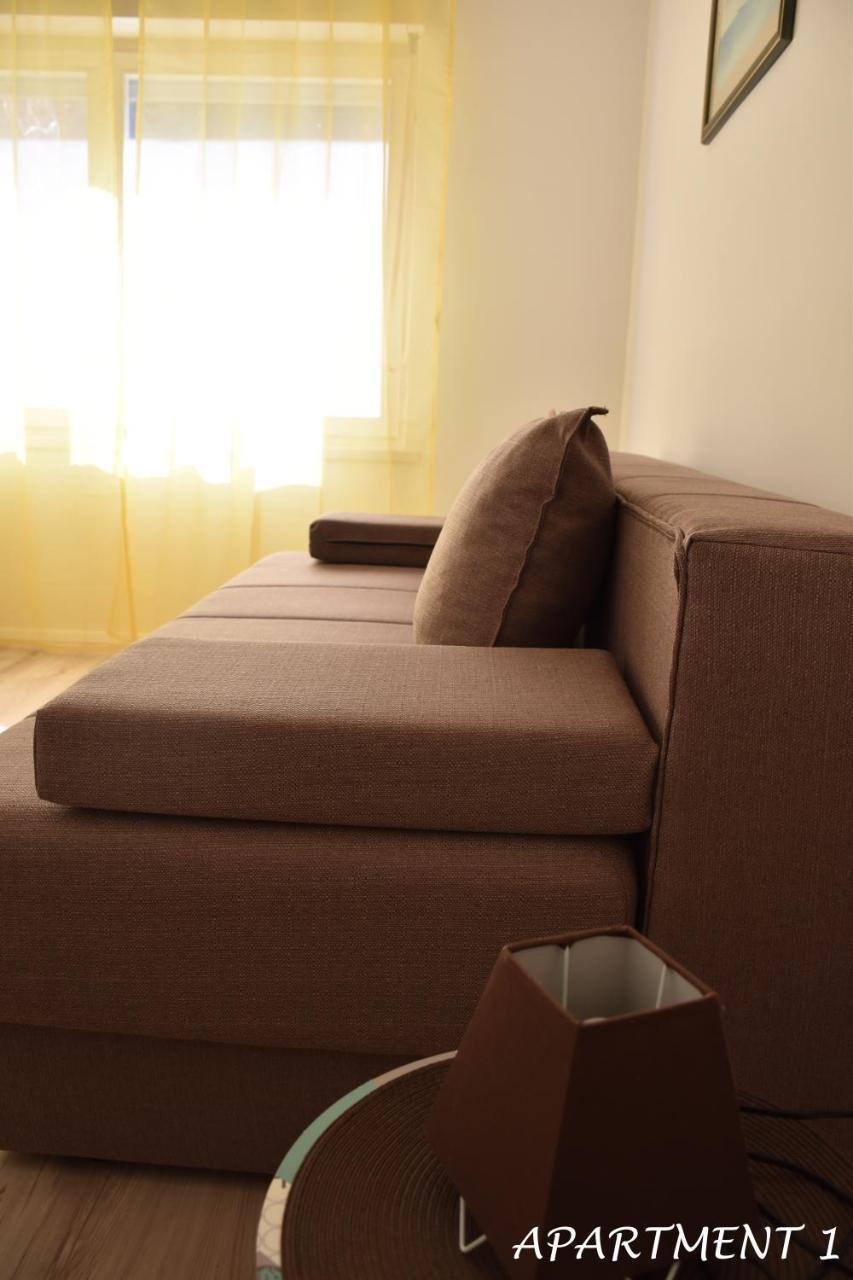 Apartments Luka Трогир Экстерьер фото