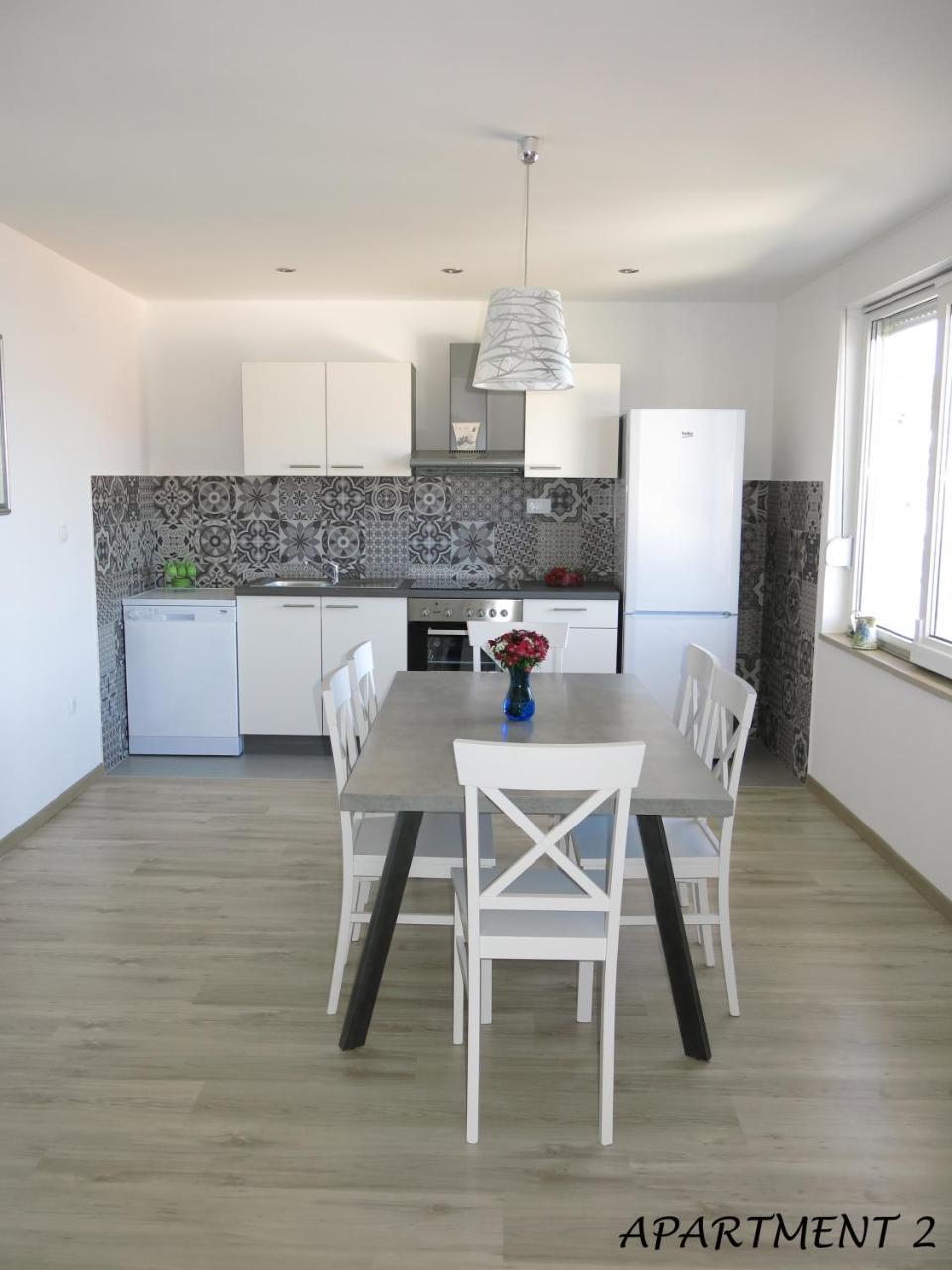 Apartments Luka Трогир Экстерьер фото