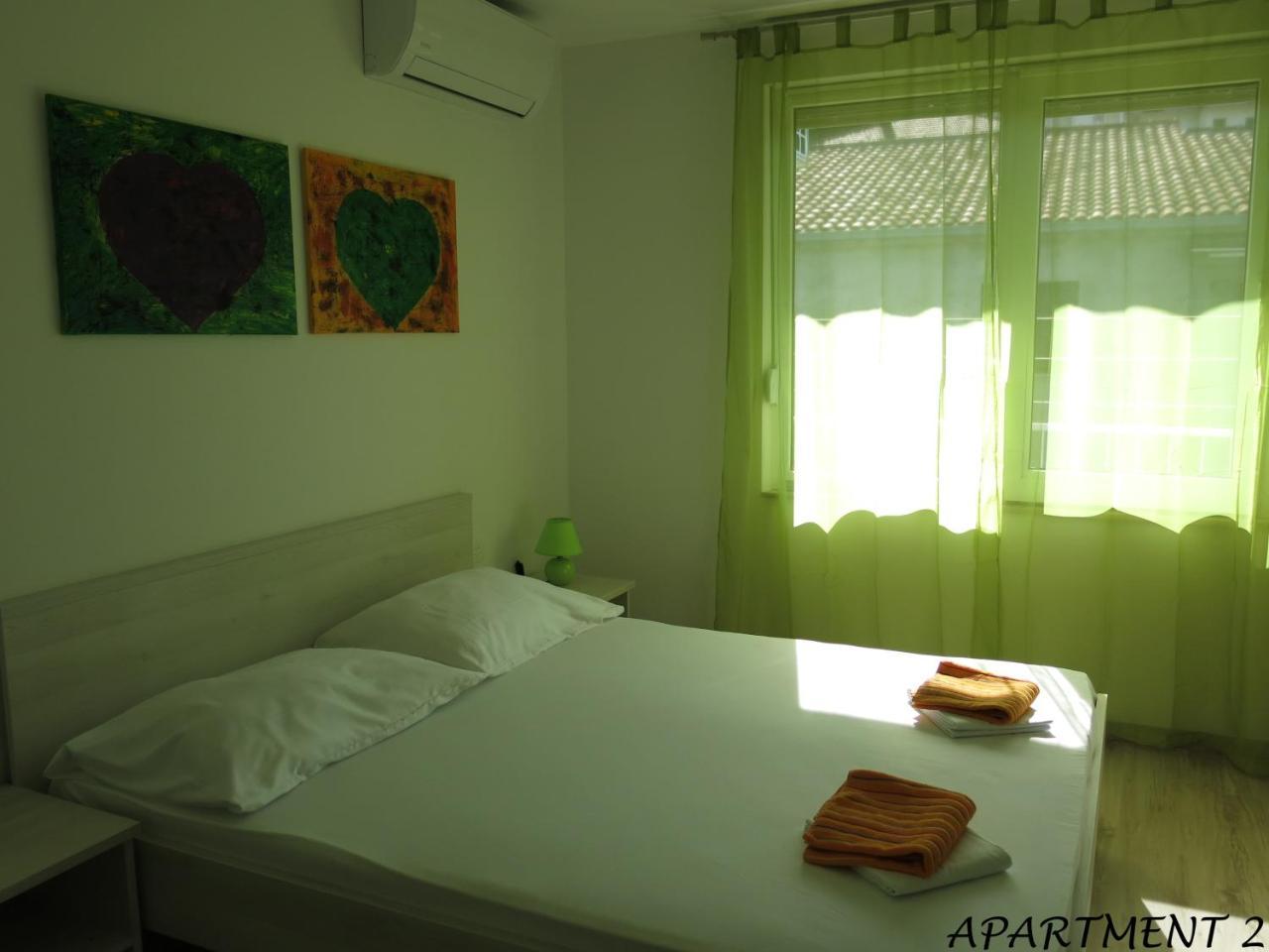 Apartments Luka Трогир Экстерьер фото